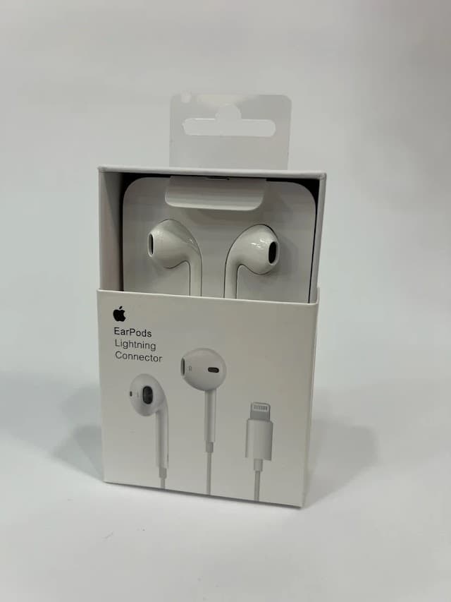 Earpods-Lightning-Connector